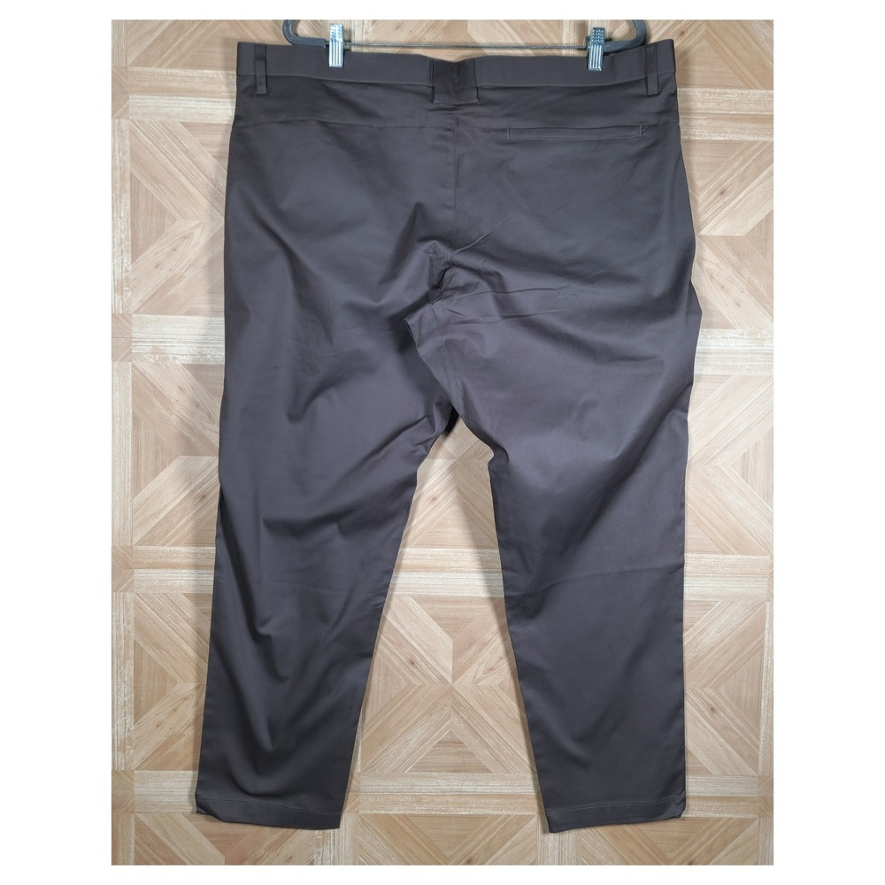 Fabletics Mens High Side Chino Classic Fit Pants Grey 42x32 PT2354910-9465-42032 - Picture 11 of 13